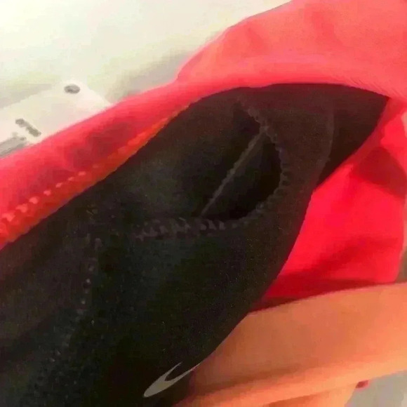 Nike Women Swim Tankini Top Coral Black Peach Removable Pads Size Small NWT - Picture 7 of 13